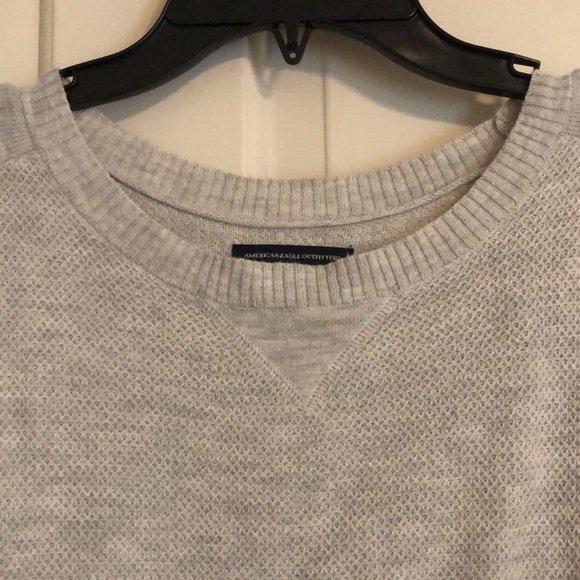 American Eagle Simple Gray Sweater - Picture 3 of 4